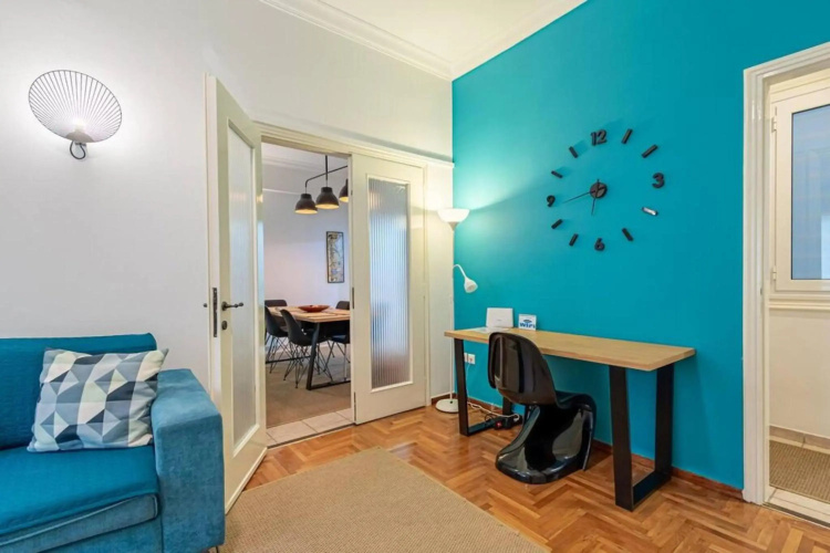 Roubnb 2 Acropolis Apt