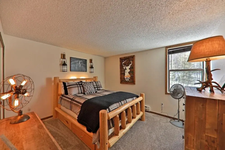 Snowblaze A14 2 Bedroom Condo by RedAwning