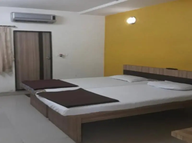 Hotel Pariwar