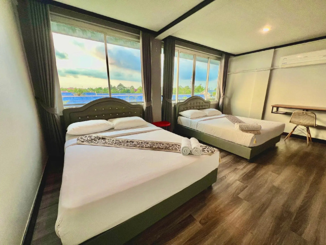 Pimpimarn Beach Hotel