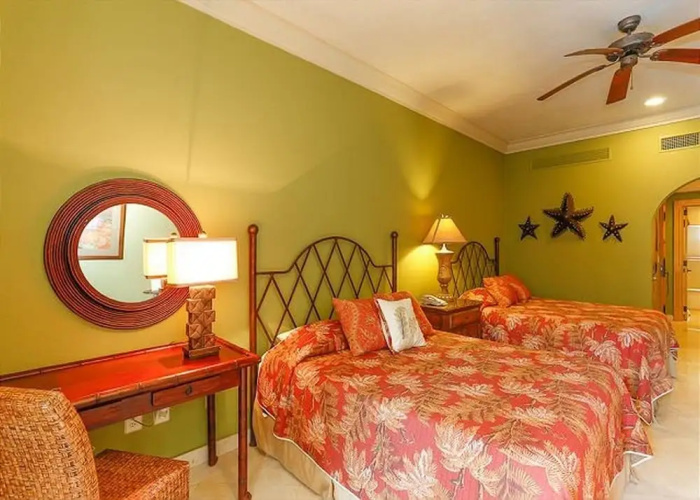 Upgraded Villa La Estancia W/view