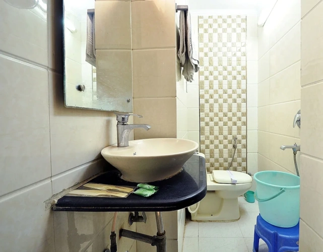Standard Triple room with city view