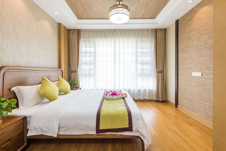 Yalong Bay LanSeJiaRi Villa Aprtment