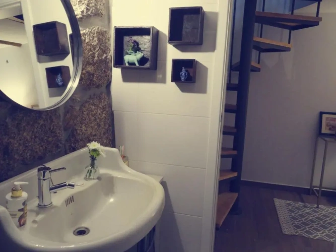 2 Bedrooms Cottage