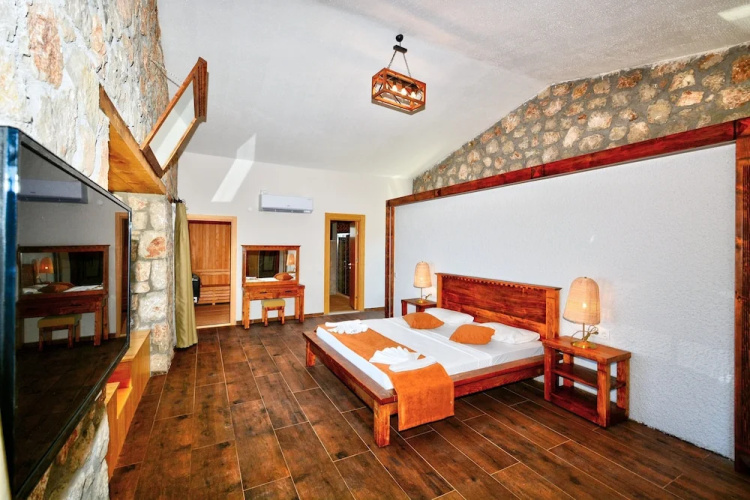 2 Bedroom Private Villa With Infinity Pool and Sea View