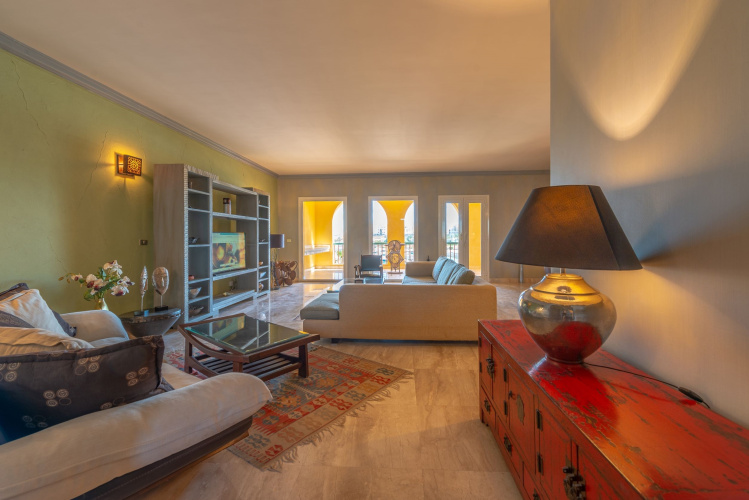VESTA - Luxury APT - 3BR - Marina