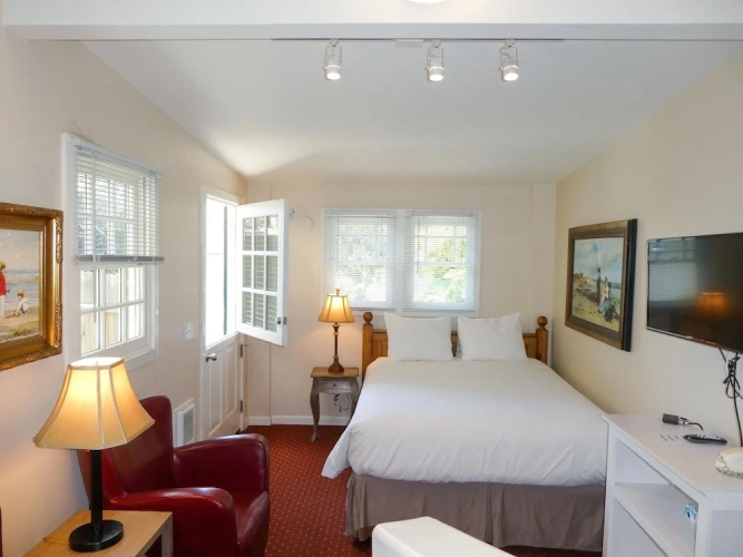 5 Bedrooms Standard Double room