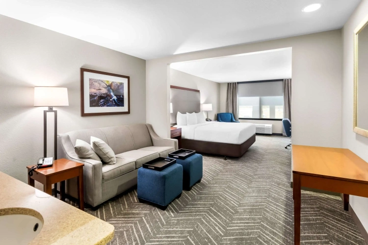 Double Suite