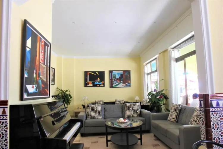 Hotel Cabello