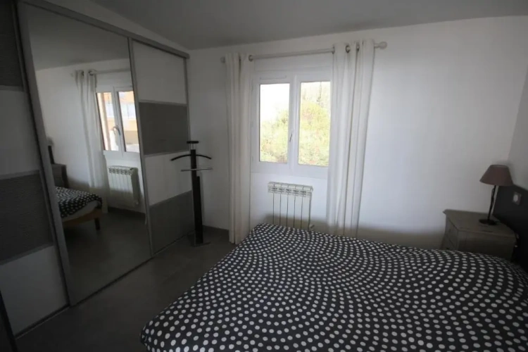 2 Bedrooms Cottage
