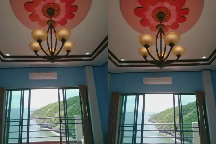 Deluxe room with balcony