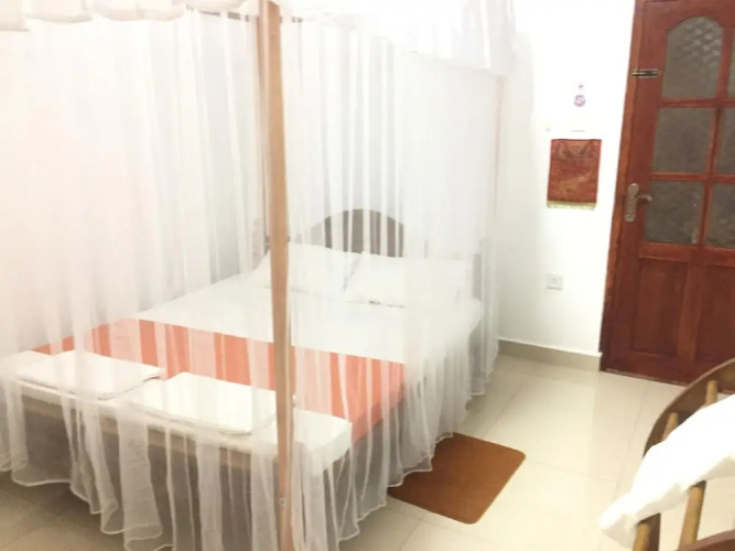 toropi homestay