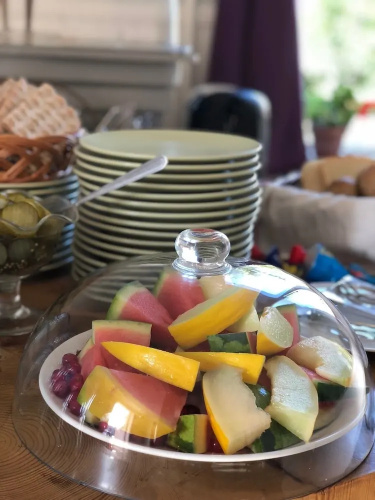 Runsten Säng & Frukost