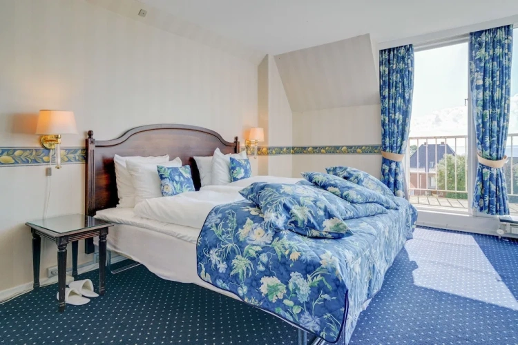 Double Suite with balcony and with sea view
