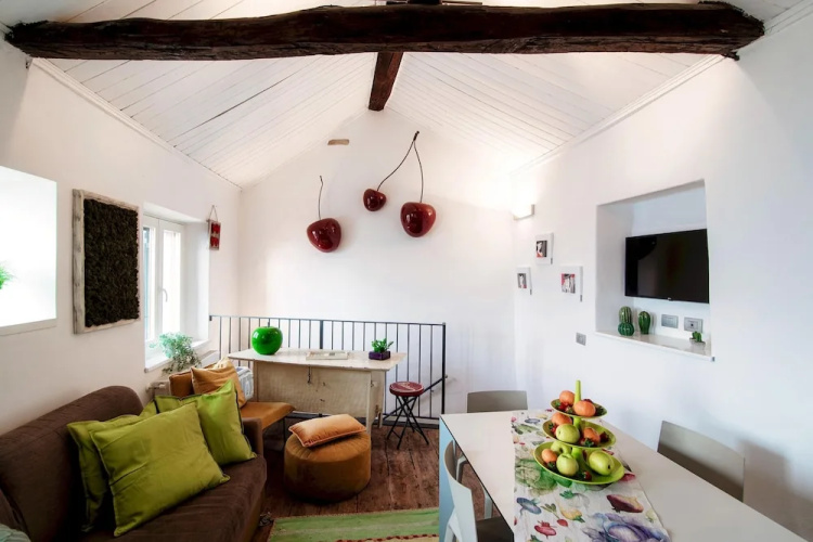 The Green Nest by Lake Como