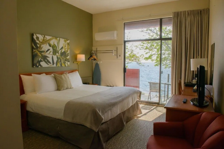 Sechelt Inn