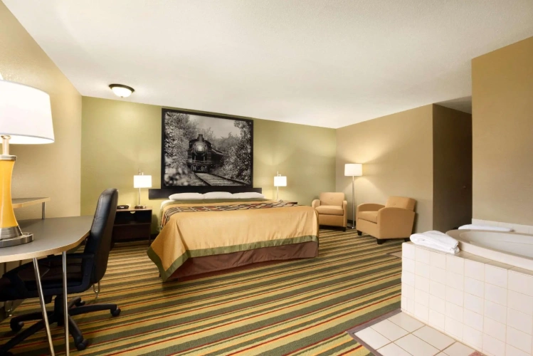 Deluxe Double Suite
