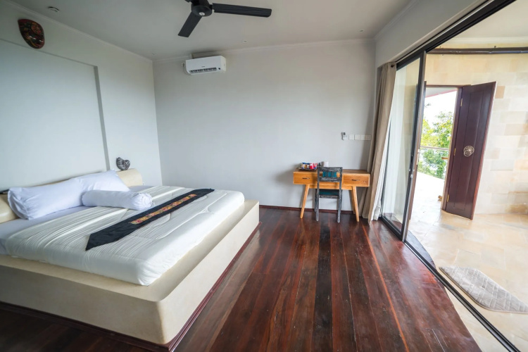 Villa Umbrella