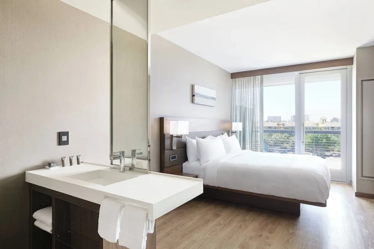 Standard Double room with balcony