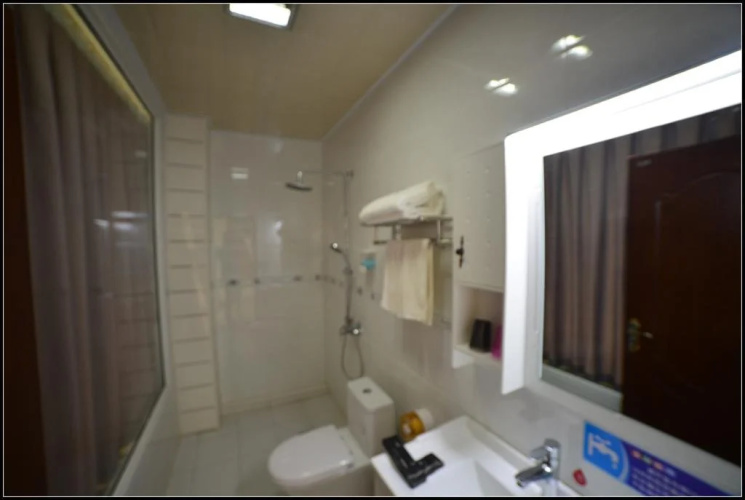 F.L.Y Pottery&Astronomy Hostel