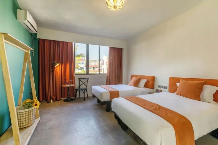 Classic Twin room