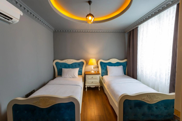 Real King Residence