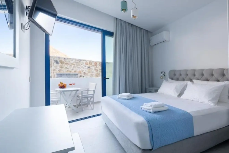 Deluxe Quadruple room