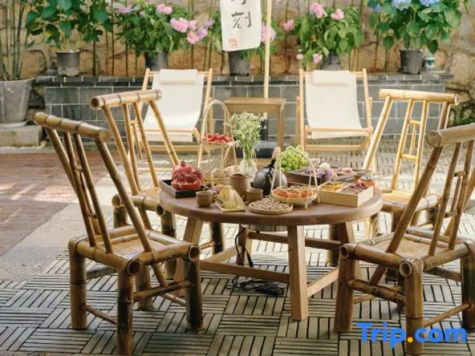 Jianshui Yichao Inn