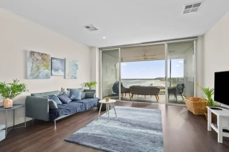 Meander ~ Dreamy Abode with Unrivaled Views