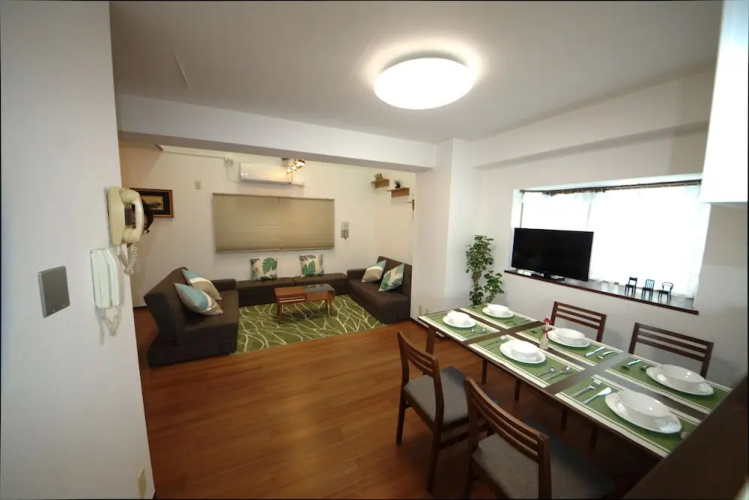 Kitashinjuku House