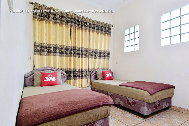 ZEN Rooms Antapani Syariah