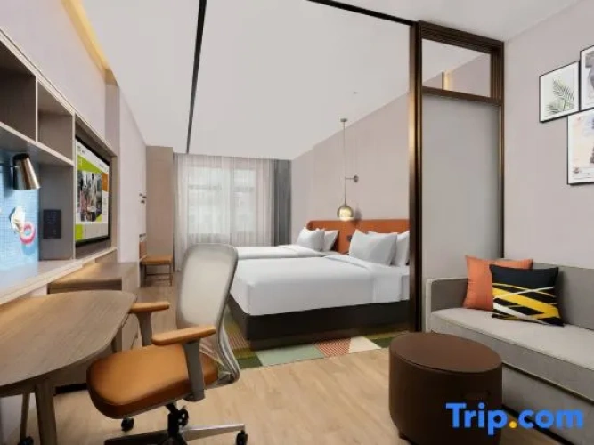 Deluxe Quadruple Suite