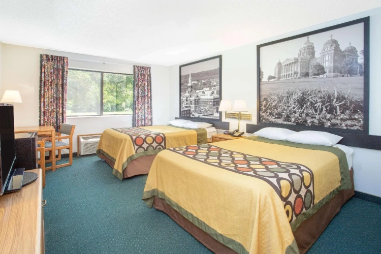 Standard Quadruple room
