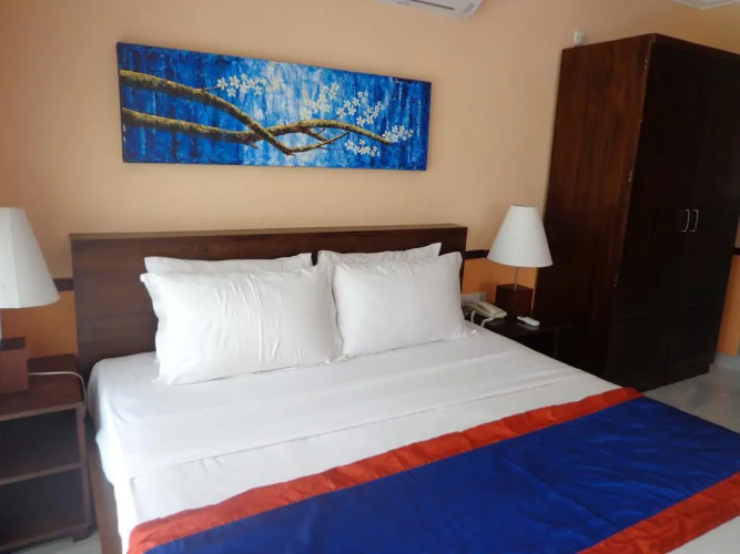 Paradise Beach Hotel