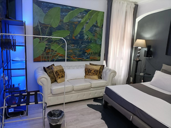 Spanish Steps bedroom