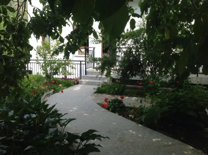 Apartment with balcony and with garden view