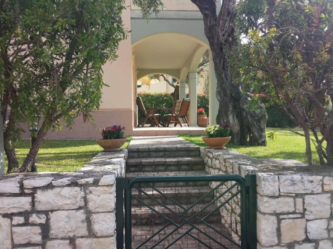 3 Bedrooms Cottage