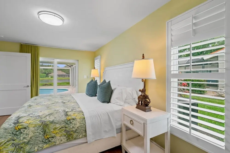 4 Bedrooms Cottage with lake view
