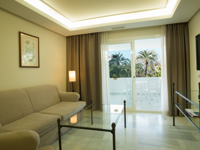 Monarque Sultán Aparthotel photo 7