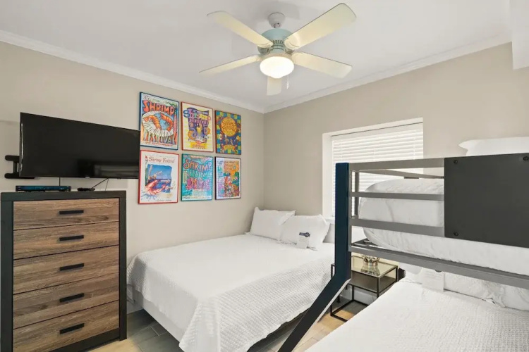 Sanibel 305