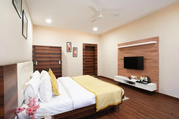 Rawla Ratanpur - Kingfisher Hotel