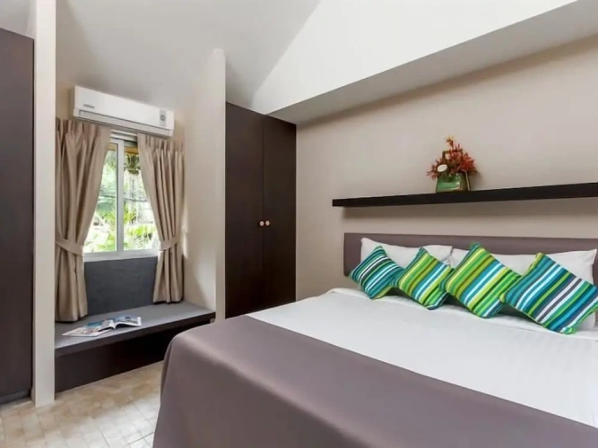 2 Bedrooms Villa