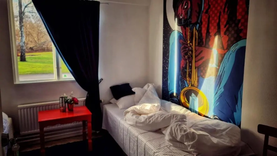 Standard Twin room with garden view