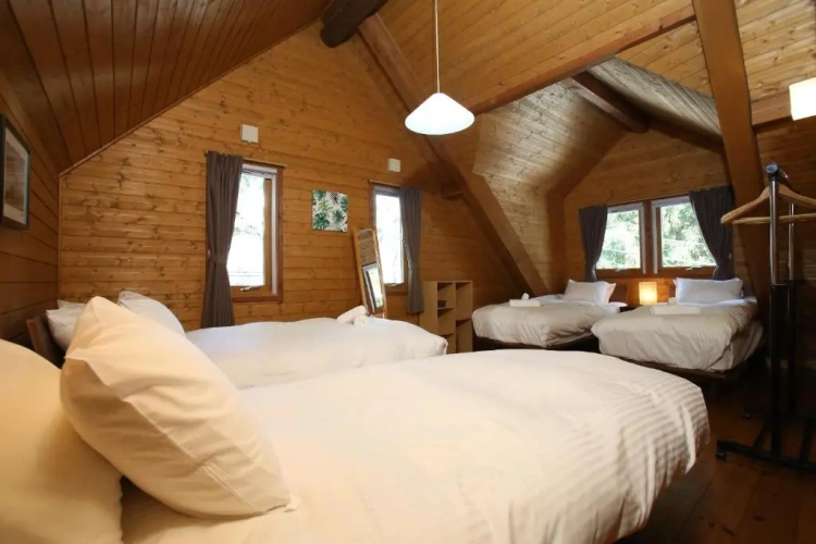 2 Bedrooms Chalet