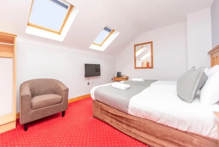 Standard Twin room