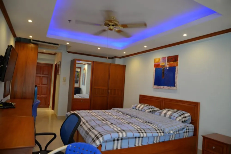 Jomtien Beach Condo 5th Floor Studio Apartment