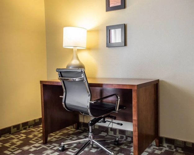 Comfort Inn & Suites