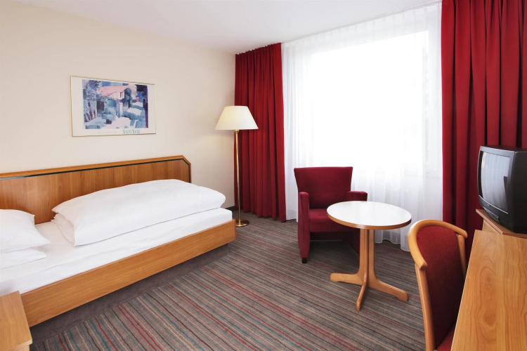 Holiday Inn - the niu, Blade Solingen by IHG