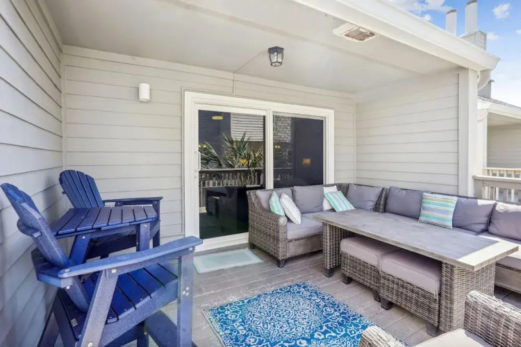 Pelican Pointe 2A