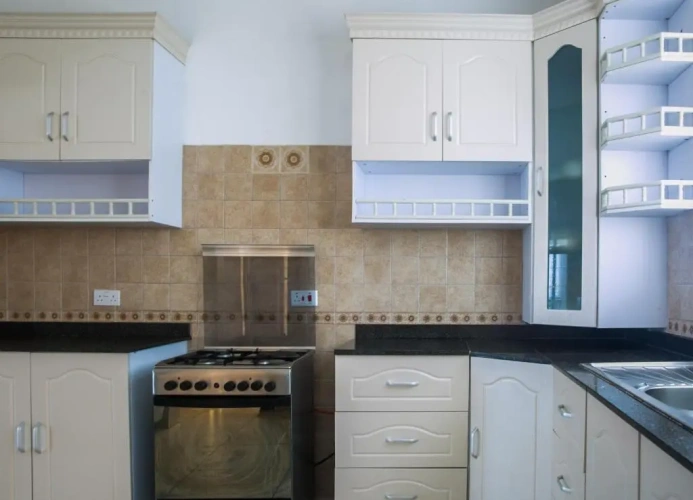 2 Bedrooms Villa